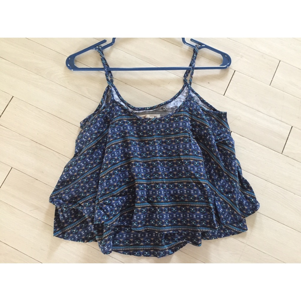 Hollister pattern crop top